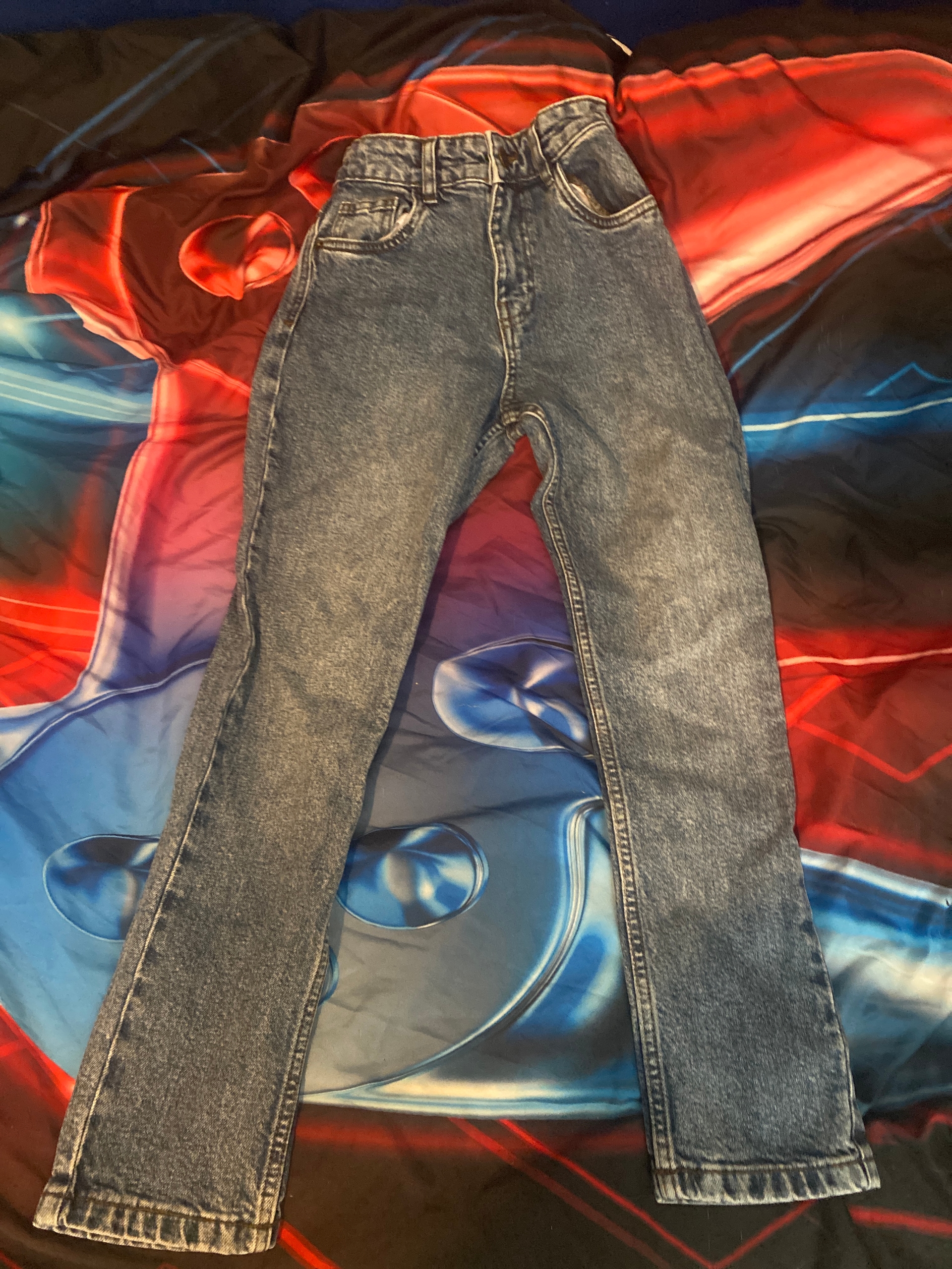 Blue skinny jeans 
