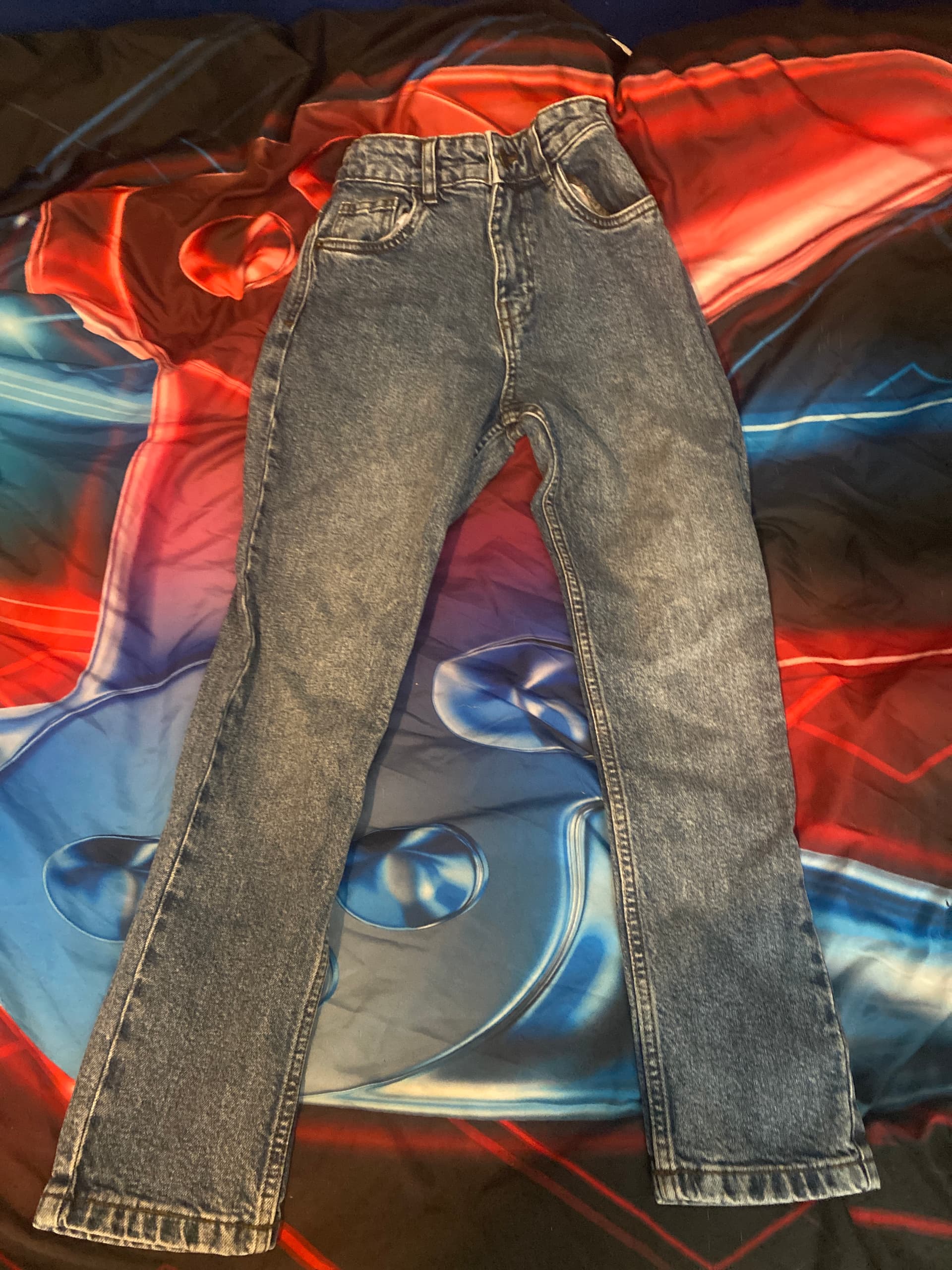 Blue skinny jeans 