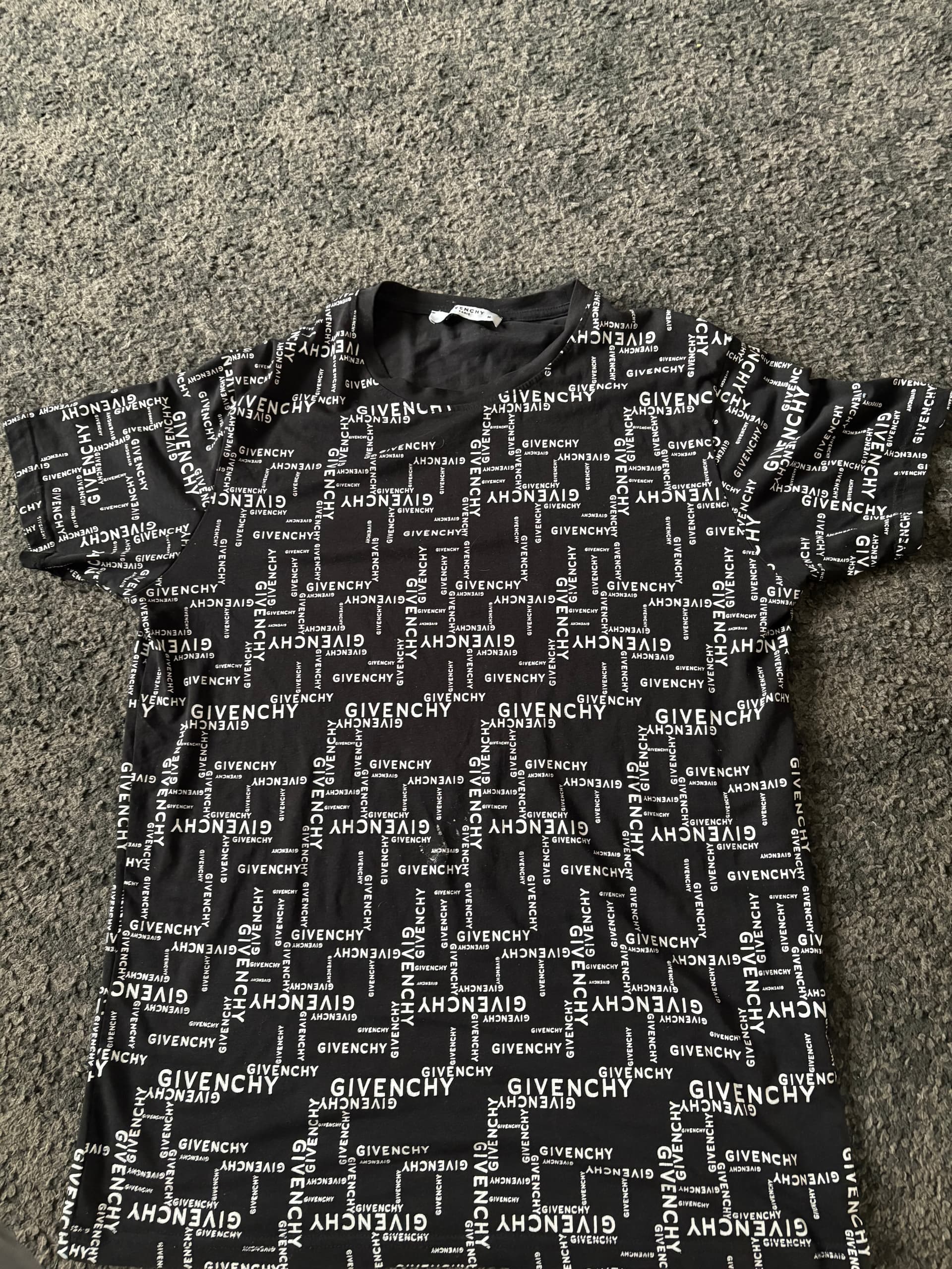 Men’s Givenchy Paris T-shirt 